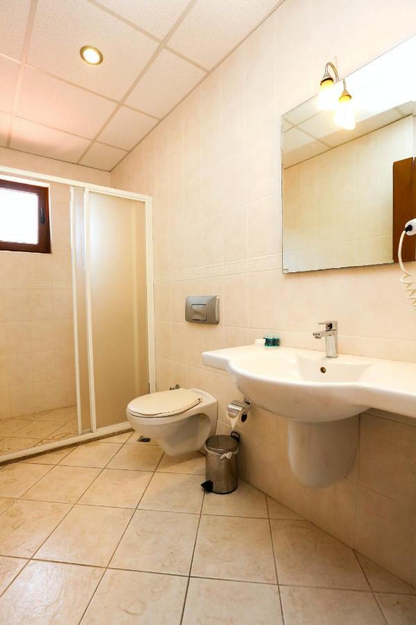 Gocek Unlu Hotel Екстериор снимка